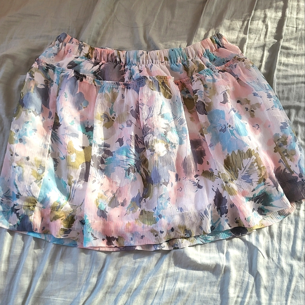 Abercrombie & Fitch - Floral Skirt - L